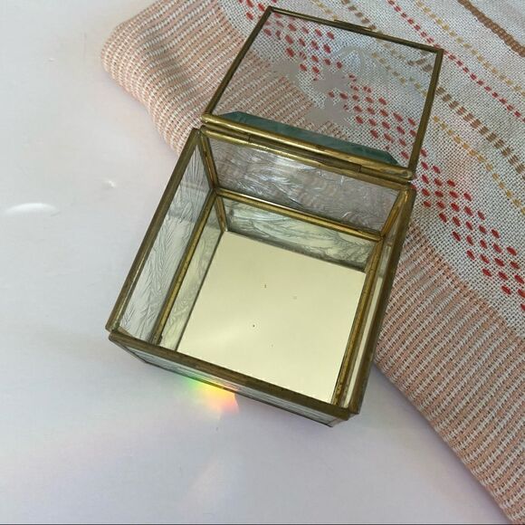 Brass and Glass Hummingbird Trinket Box - Picture 3 of 10